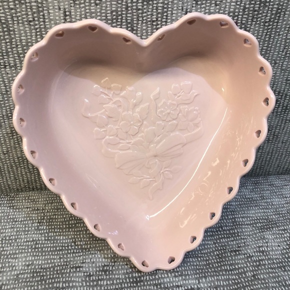 Longaberger Other - Longaberger Sweetheart Bowl